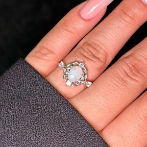 Moonstone Gemstone Ring 925 Sterling Silver Size 5